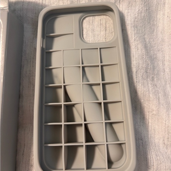 RHODE Light Gray Box - Picture 5 of 5